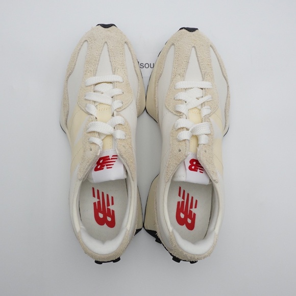 NEW Women's New Balance 327 Suede Sneakers WS327UE Angora/Sea Salt - Picture 3 of 9